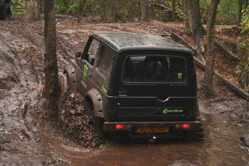 778x510 pixels (68K)