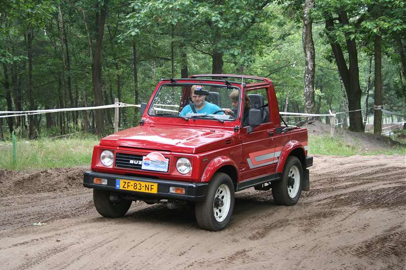 778x510 pixels (82K)