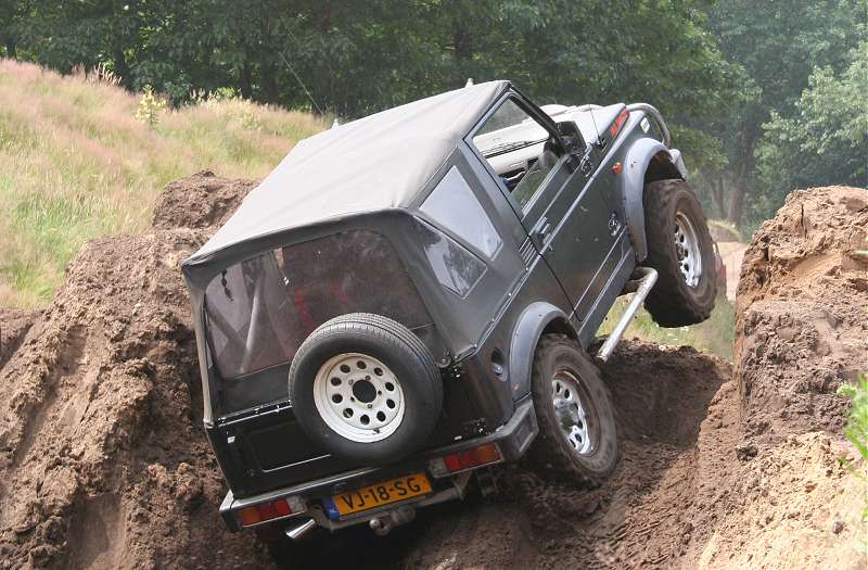 778x502 pixels (75K)