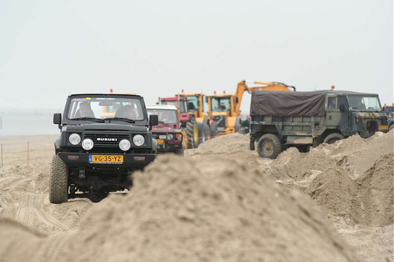 778x510 pixels (35K)