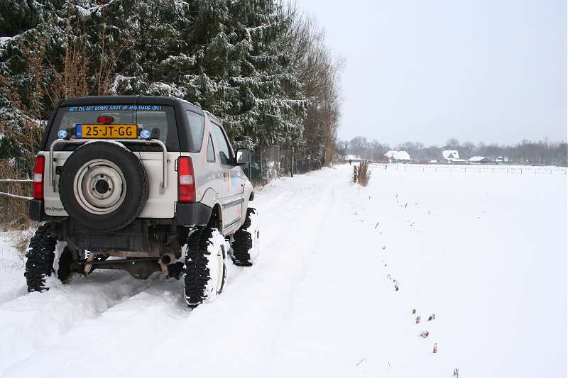 778x510 pixels (51K)